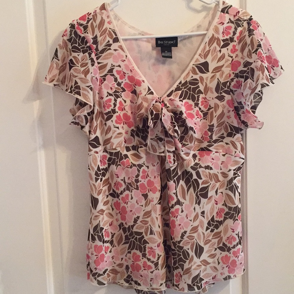 Bay Studio woman’s blouse XL